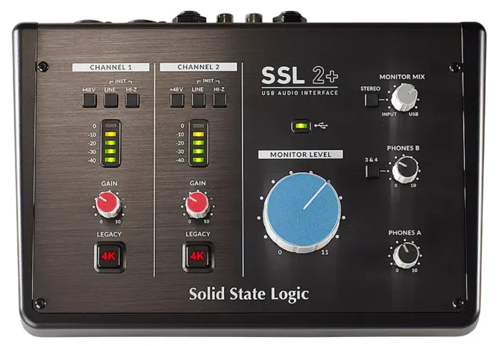 Interface audio USB SSL 2+ : la meilleure interface audio pour des enregistrements professionnels, avec deux canaux, des commandes de gain et des boutons 4K.