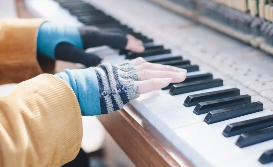 Doigts de pianiste - ce qui aide vraiment et ce qui relève du mythe