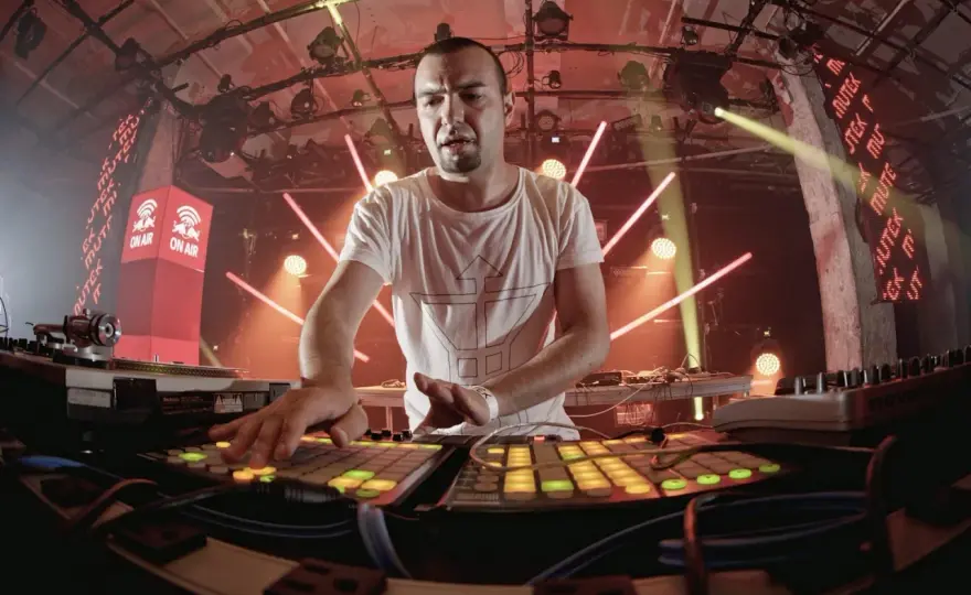 Enregistrement live réussi, du DJ set au concert