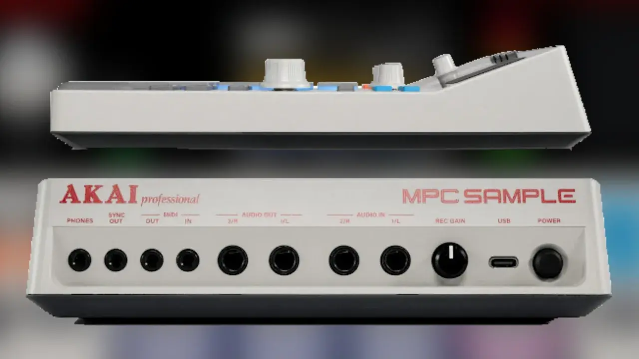 Vue de dessus et de face d'un Akai MPC Sample, avec ses connectiques et potentiomètres.